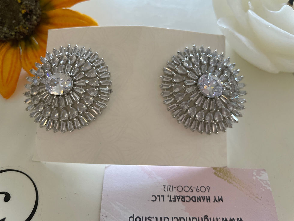 Thumbnail: Earrings - Tanvi, Delicate Collection 💎