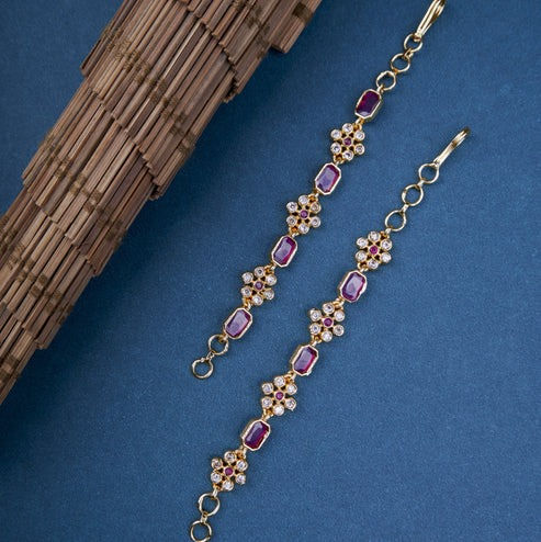 Ear Chain - Turvi Sakhi, Friend Kaan Chain Collection