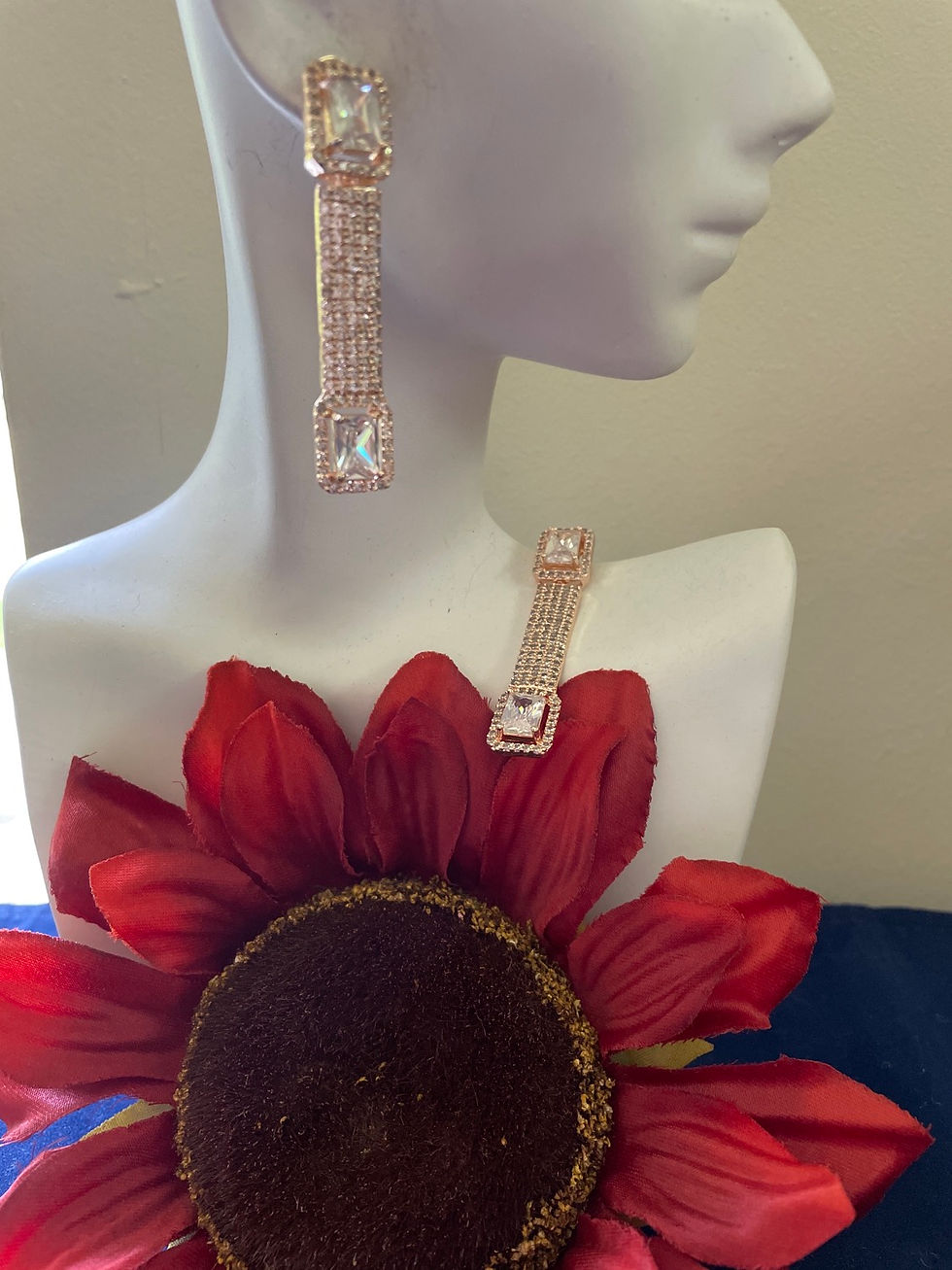 Thumbnail: Necklace Set – Tanvi Collection