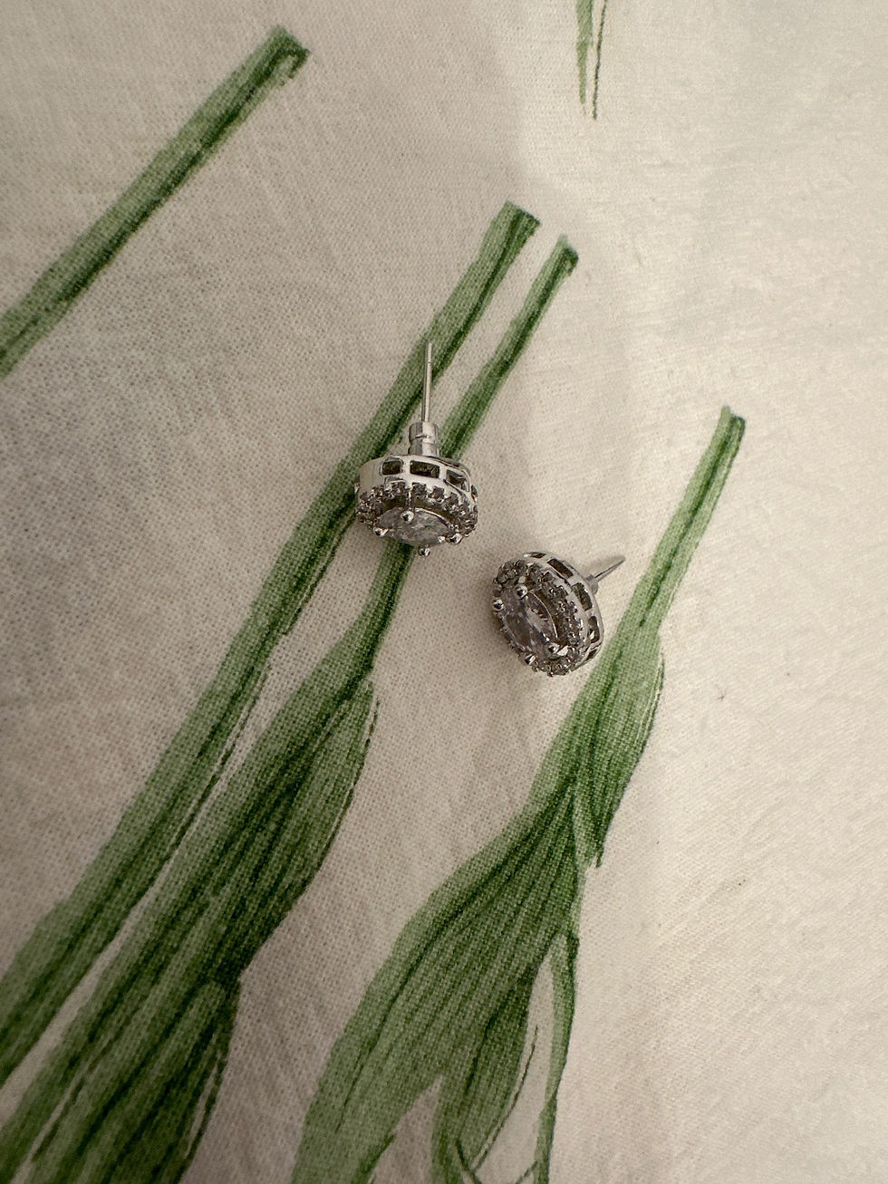 Thumbnail: Earrings - Tanvi, Delicate Collection 💎