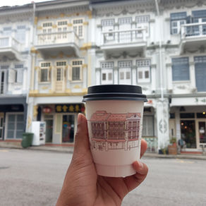 There's good food at every step & everyone's a food blogger 😝📸🥘🍰☕