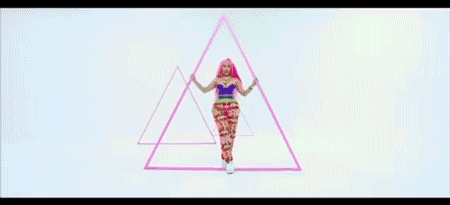 nicki-minaj-in-bcalla-01b.gif