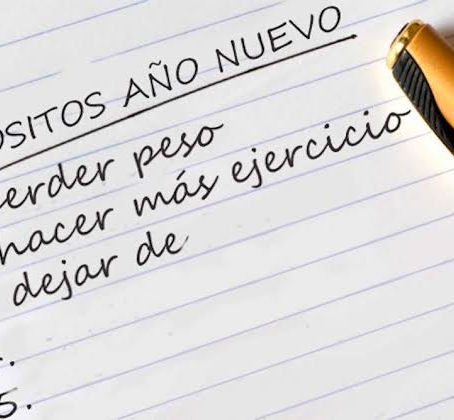 Propósitos de Año Nuevo: ¡Deja de posponer y transforma tu vida con Healzyfit!