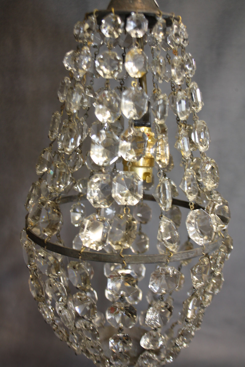 Thumbnail: Small swag chandelier 7"