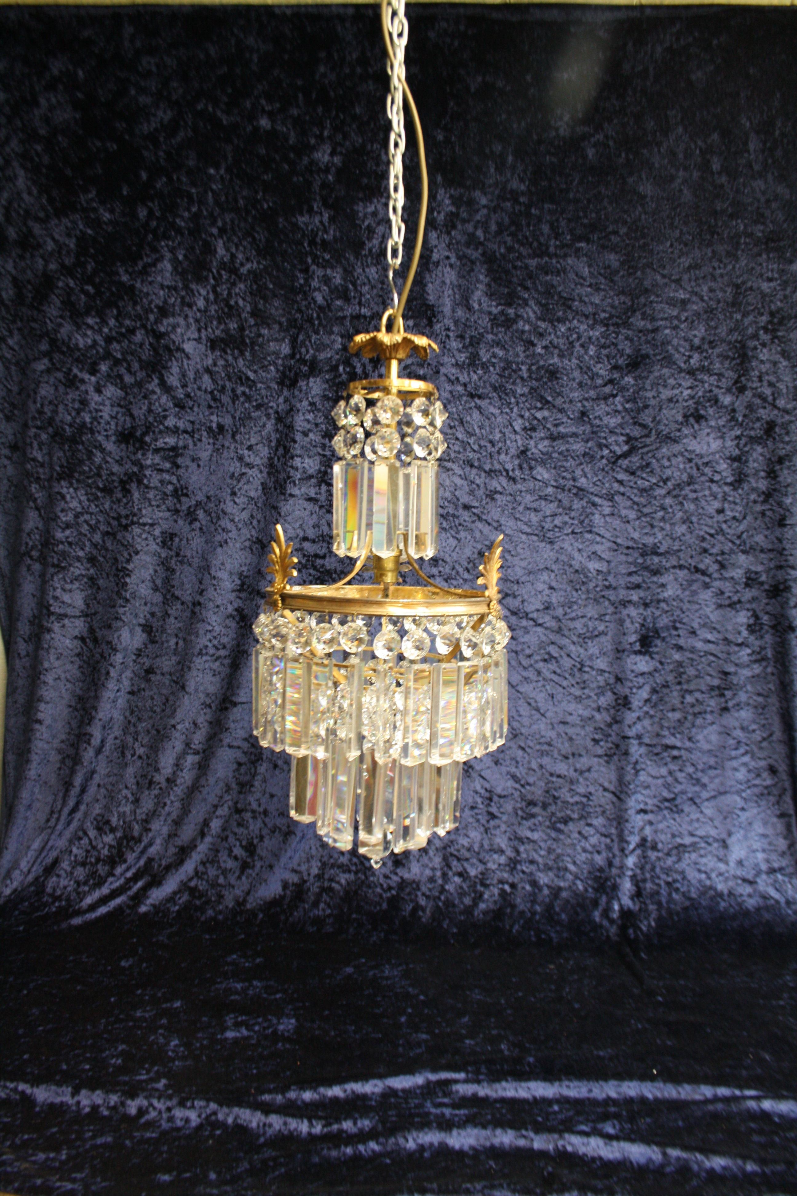 Early 20th century prism chandelier 9"