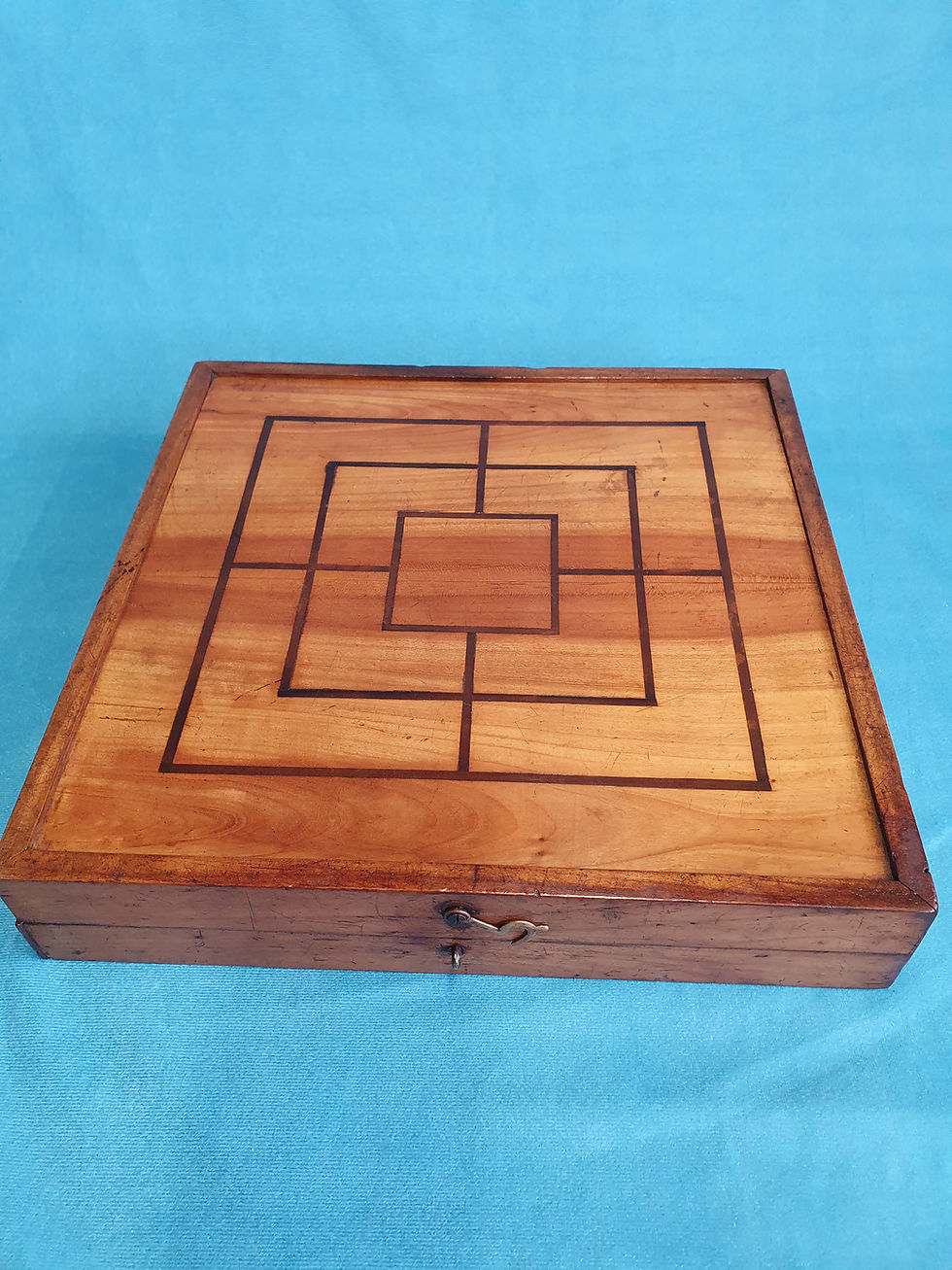 Thumbnail: Folding chessboard with pieces and drafts