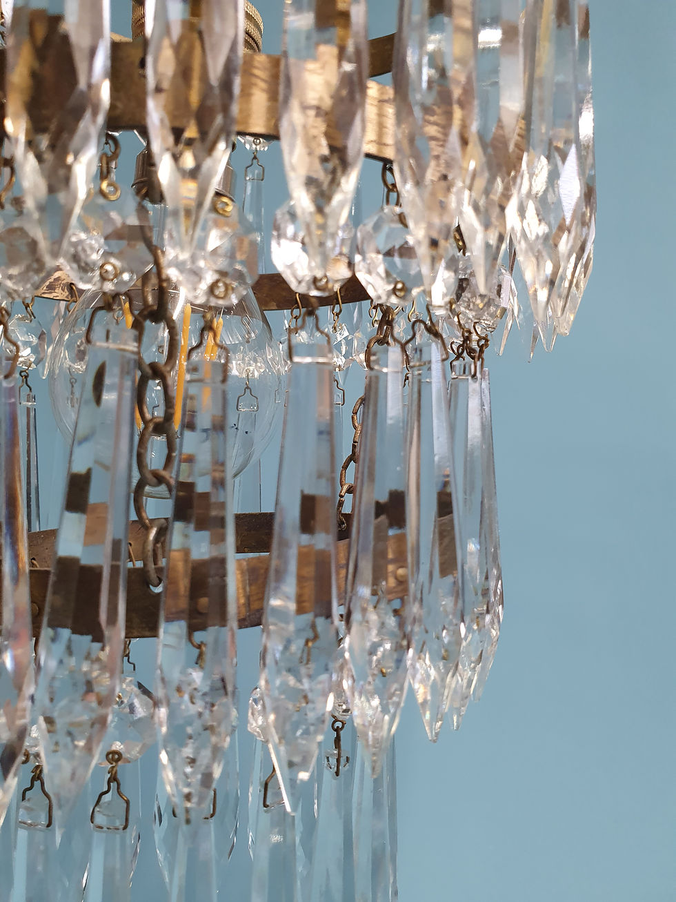 Thumbnail: Three tier spike chandelier with leaf decoration 8"
