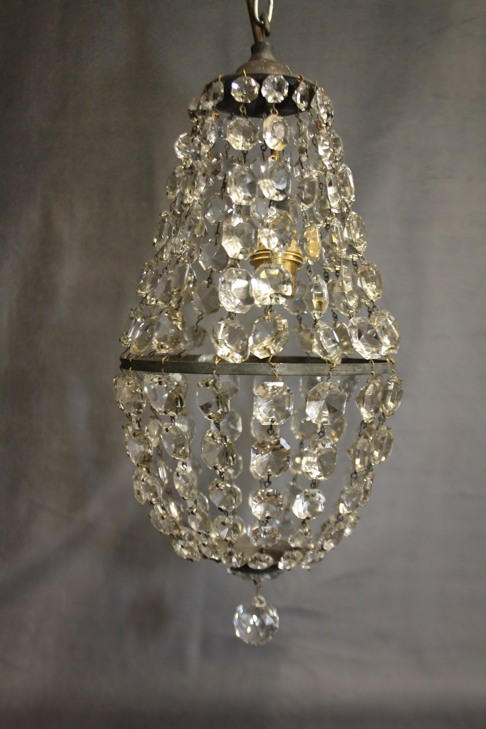 Thumbnail: Small swag chandelier 7"