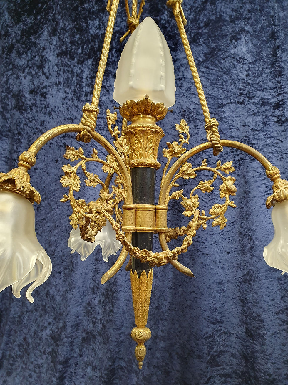 Thumbnail: French Victorian-style (19/20th Century) bronze black and gilt chandelier