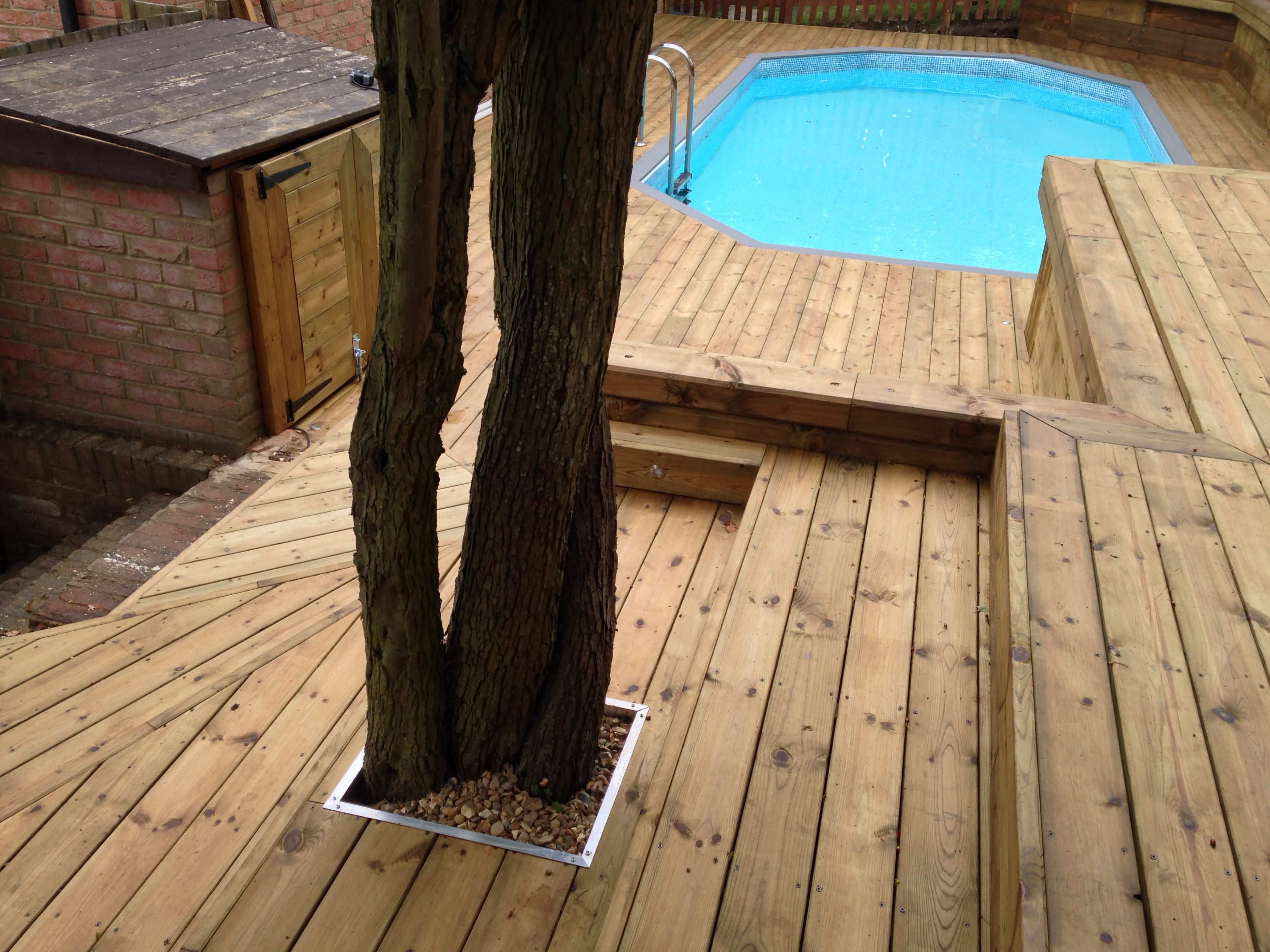 Essex Decking and FencingTimber Decking Gallery