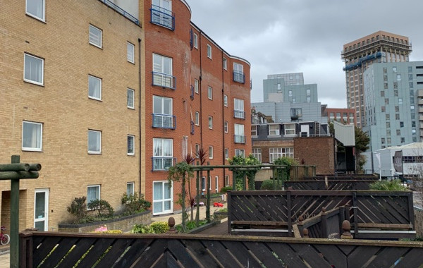 Block of flats in poplar