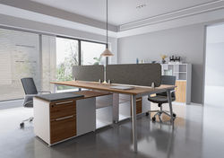 Bench Operativo de 2.40 con Credenza Doble.