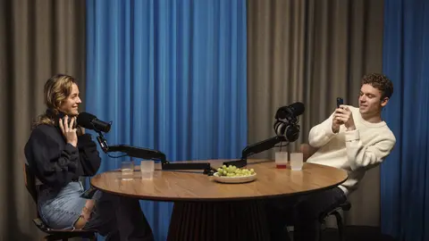 sarah-grunewald-rasmus-brohave-podcast-desktop