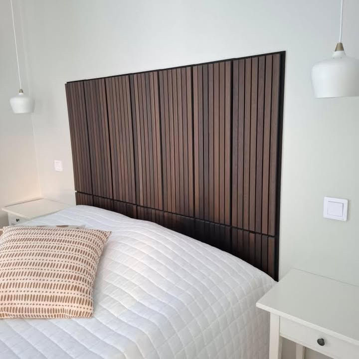 Miniaturebillede: KOMPAKT RØGET EG-AKUSTISK