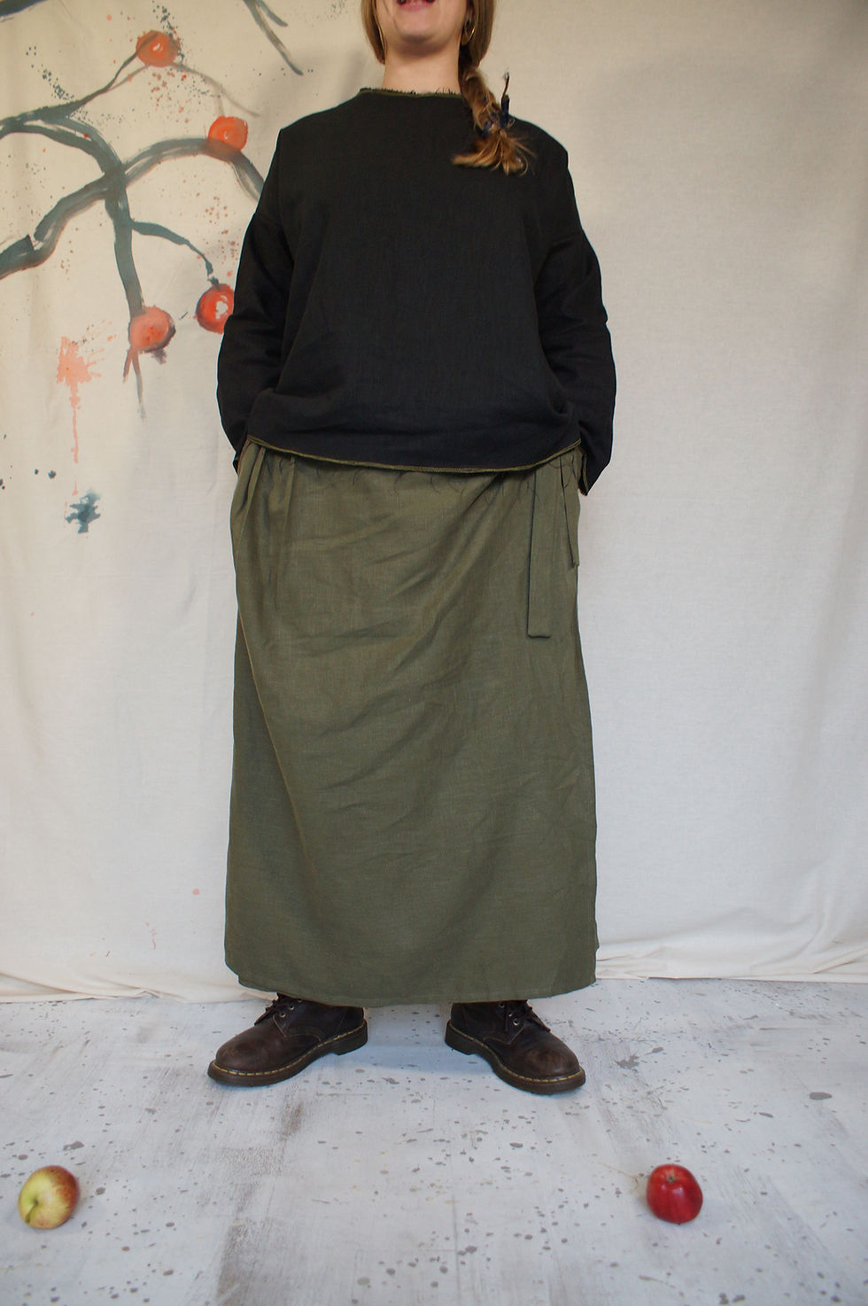 Thumbnail: Duckweed Green Linen Tie-Up Turner