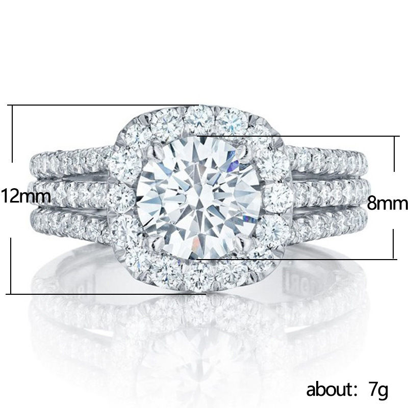 Thumbnail: Royal Halo Diamond Ring