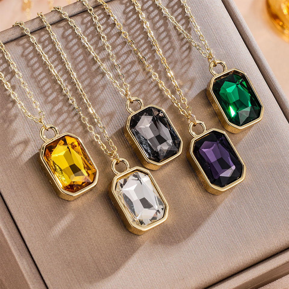 Thumbnail: Emerald Glow Hoops