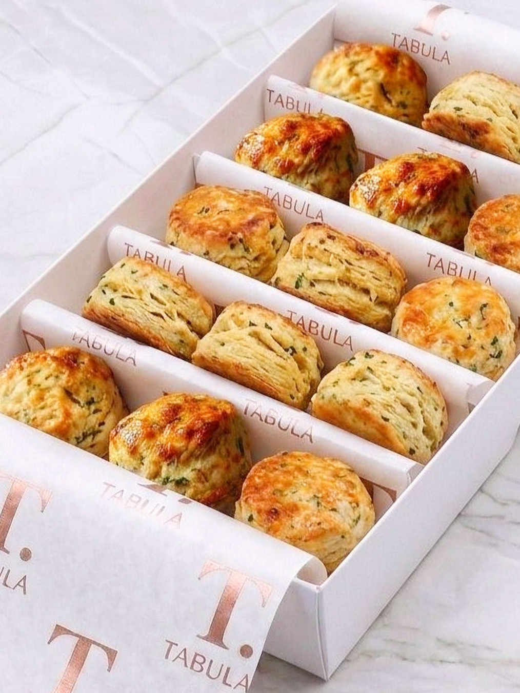 Cheese, Chive or Cranberry Scones (15 Pieces)