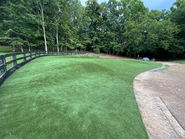 installation of artificial synthetic golf putting green bunker