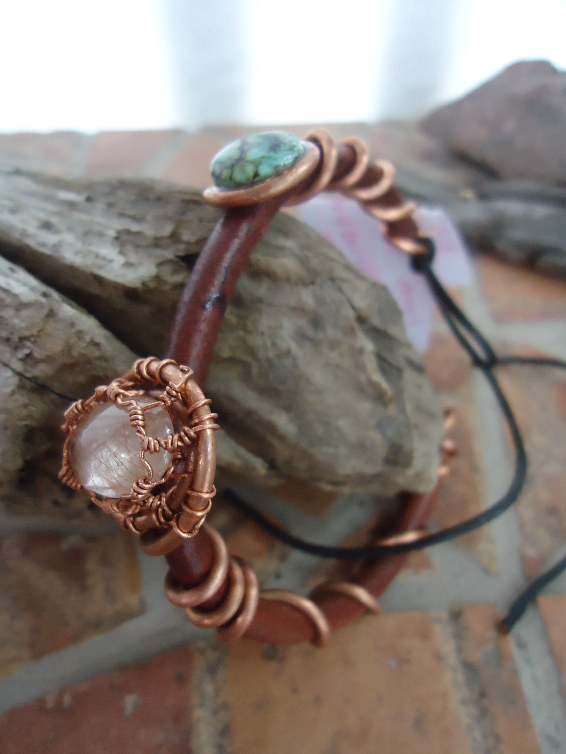 BRACELET CUIR QUARTZ RUTILE ET TURQUOISE