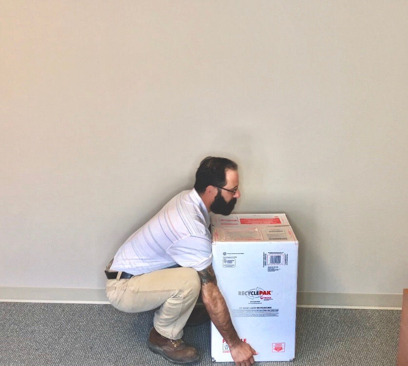 How to Avoid Back Pain and Injury: Using Proper Lifting Methods