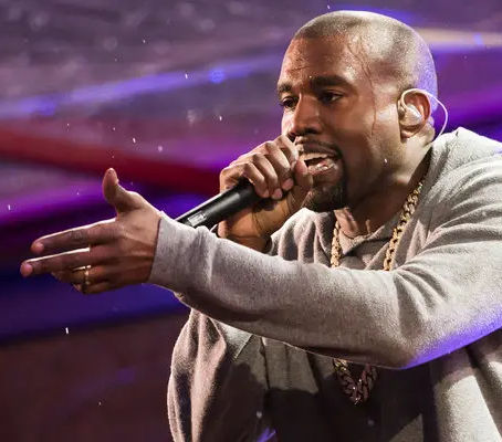 KANYE WEST MANTIENE SU CONCIERTO EN SAN ANTONIO PESE A LA CONTROVERSIA