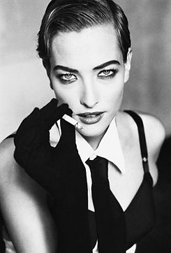 11-End-Frame-Ellen-Von-Unwerth-ce-01.jpg