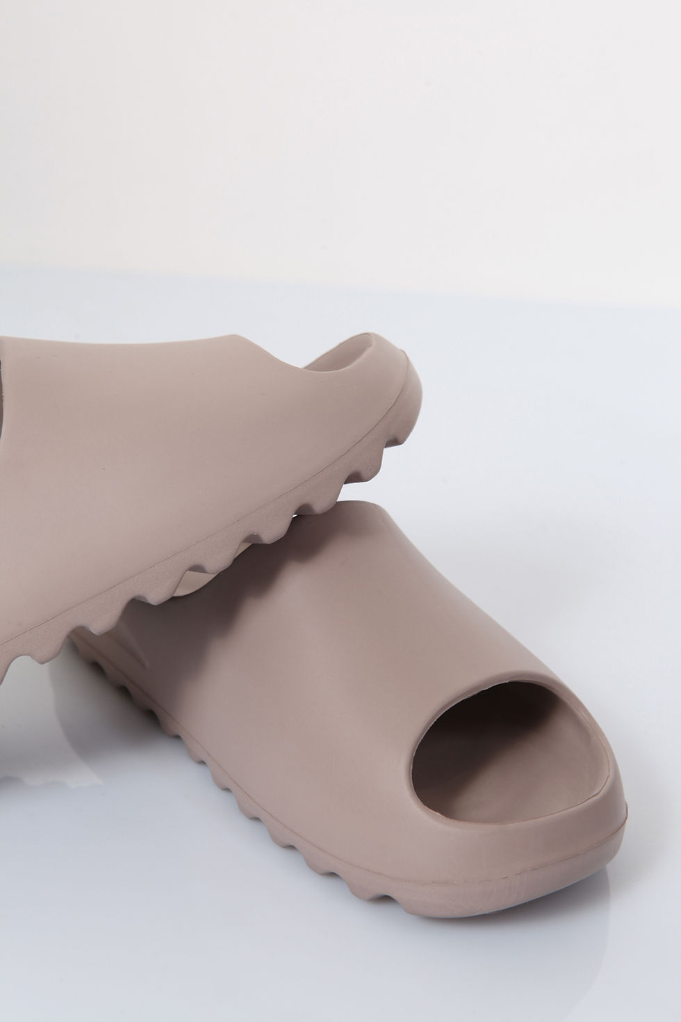 Küçük resim: Ippocampo Yeezy Sabo Terlik - Vizon