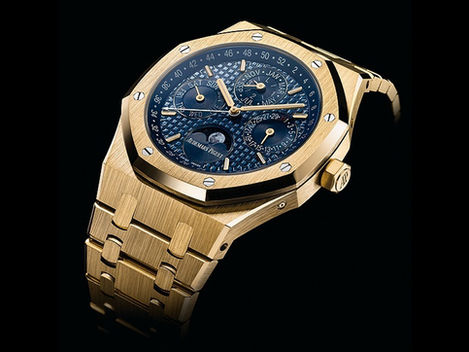 12 Best Gold Watches For Men In 2020