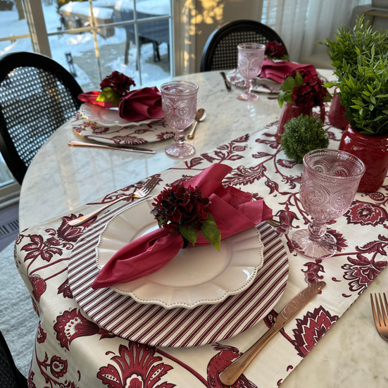 Exquisite, high-quality table runner that adds a refined and decorative accent to any dining or buffet table.
