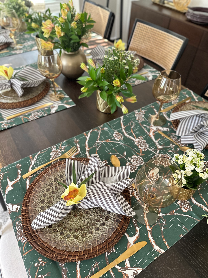 Exquisite, high-quality table runner that adds a refined and decorative accent to any dining or buffet table.