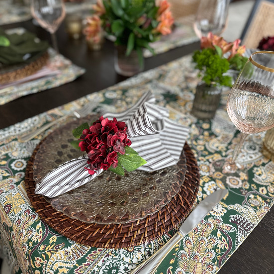 Exquisite, high-quality table runner that adds a refined and decorative accent to any dining or buffet table.