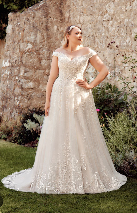 wedding dress, bridal gown, east midlands, nottinghamshire, wedding shops near me, bride, bride to be, phoenix gowns