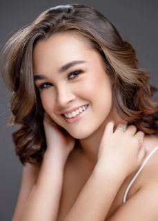 Ana Victoria Downing 2.jpg