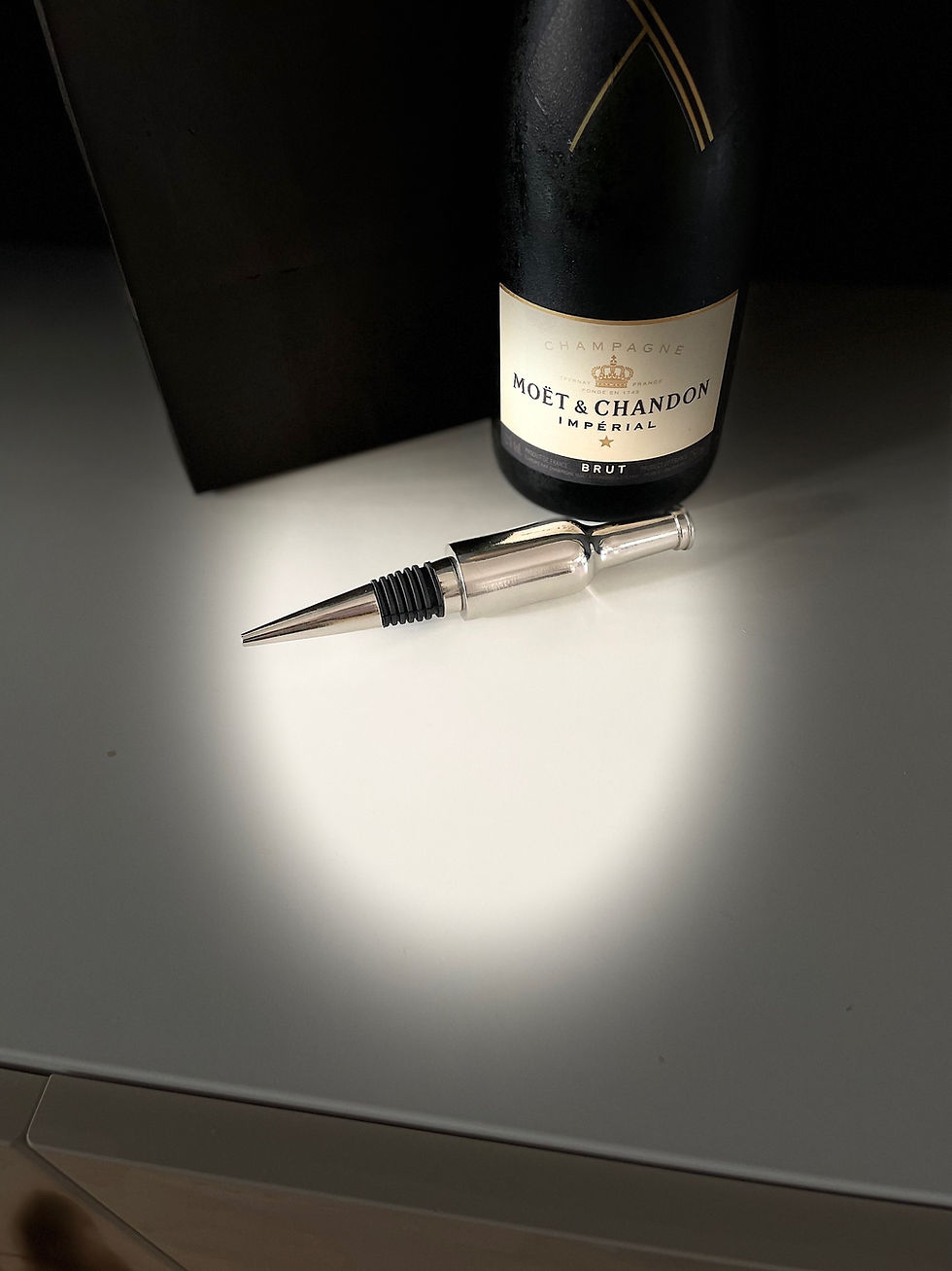 Thumbnail: Hills Silver Nickel Bottle Stopper