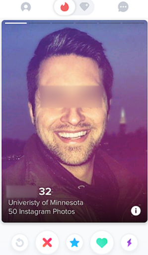 Good Tinder photo for guys example