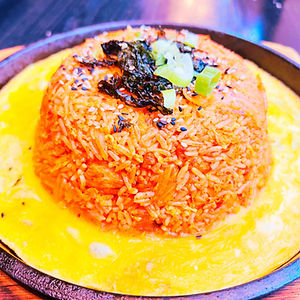 Kumchi fried rice w/chicken