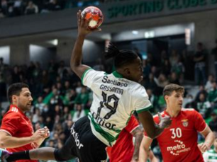 Sporting CP 32 - 32 SL Benfica: dérbi de andebol não vai além do empate