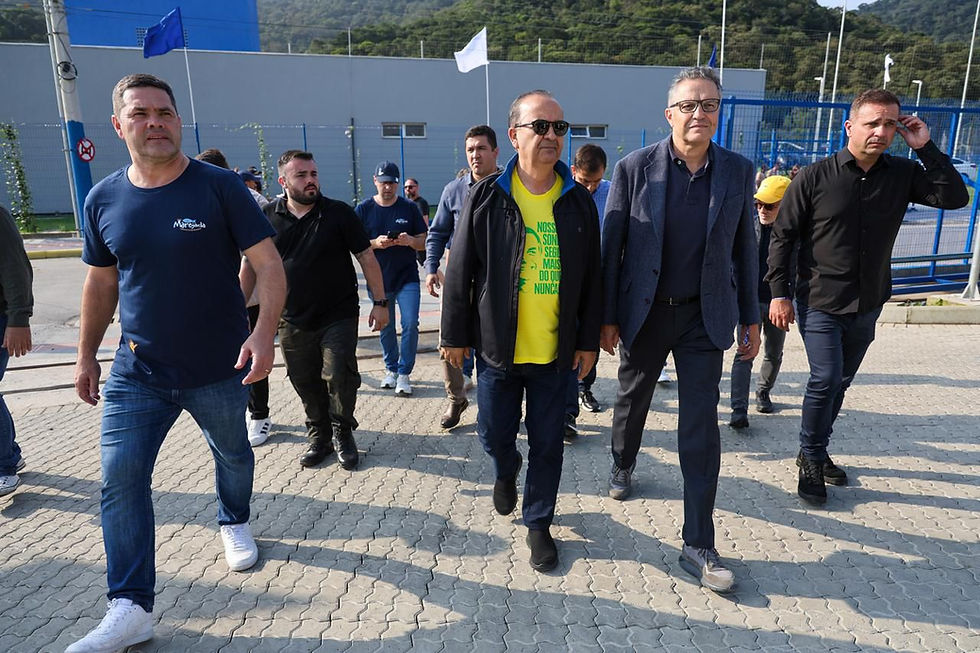 Autoridades assistem final do Brasileirão na Arena Barra FC