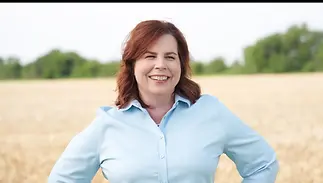 86062284007-joy-eakins.webp