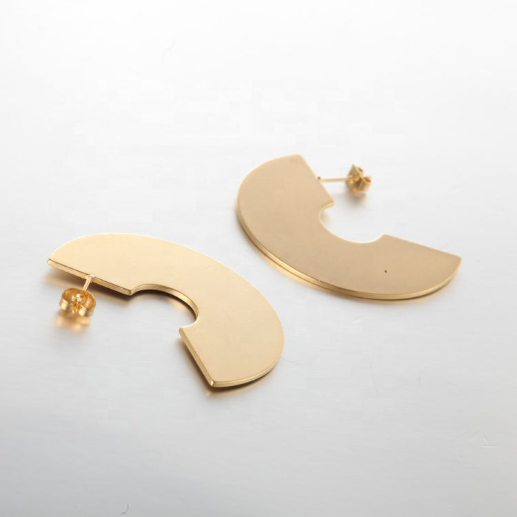 Thumbnail: Fan Earrings