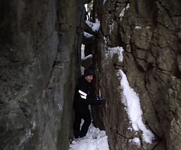 Singhampton Caves Snowshoe