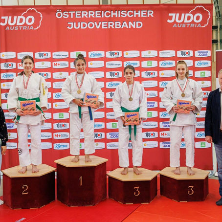 Elena holt ÖM Bronze