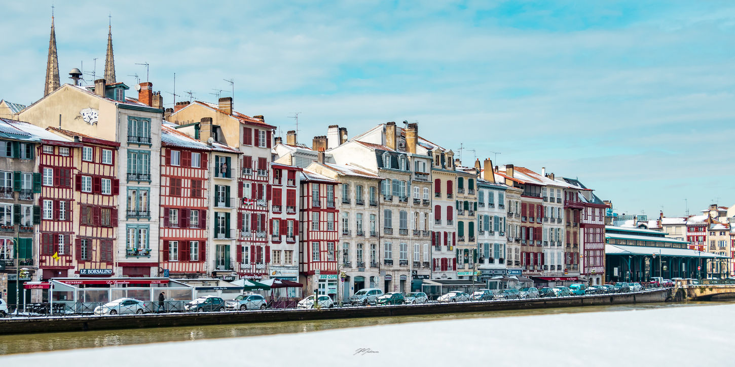 Bayonne_sour_la_neige_1.jpg