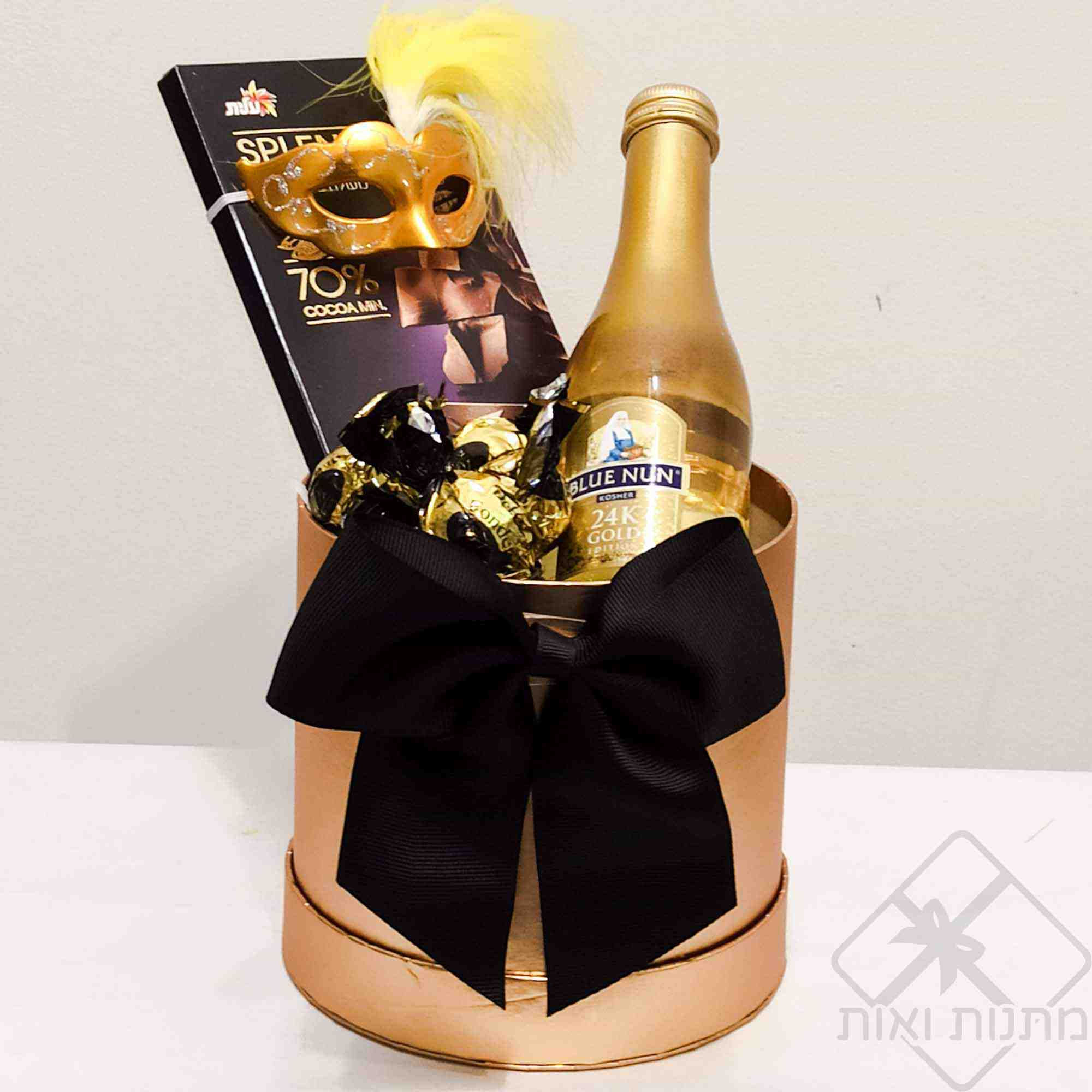 מארז מתנה משלוח מנות "Black Gold" 