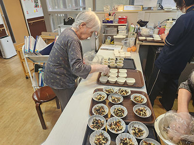 お食事準備 (3)kai