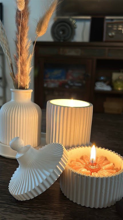 Thumbnail: Cozy Minimalist Ceramic Set