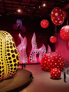 Yayoi Kusama: você, eu e os balões