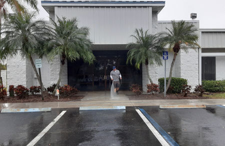 commercial entrance.jpg