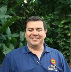 Pastor Rubén González